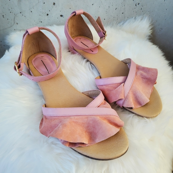 Anthropologie Shoes - Anthropologie  ruffle toe sandal pink size 10